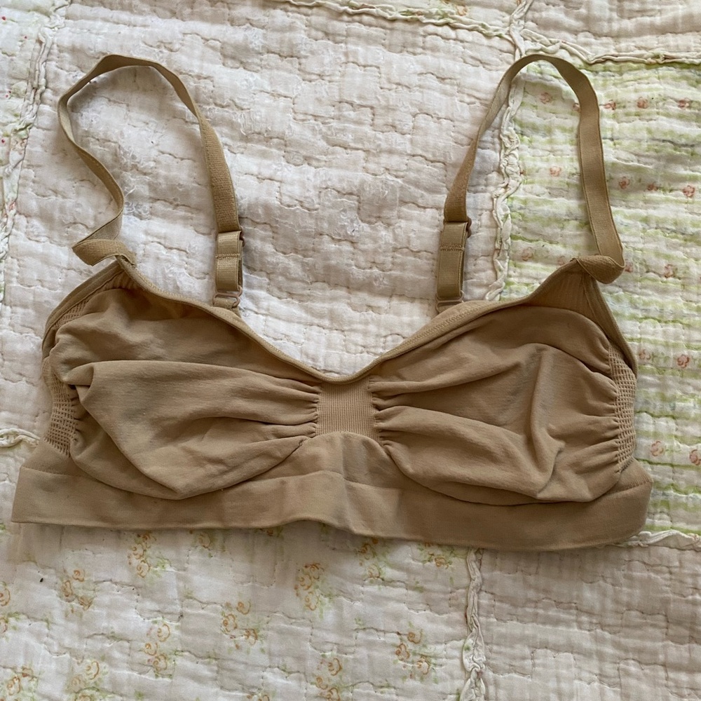 Skims Nude Bra